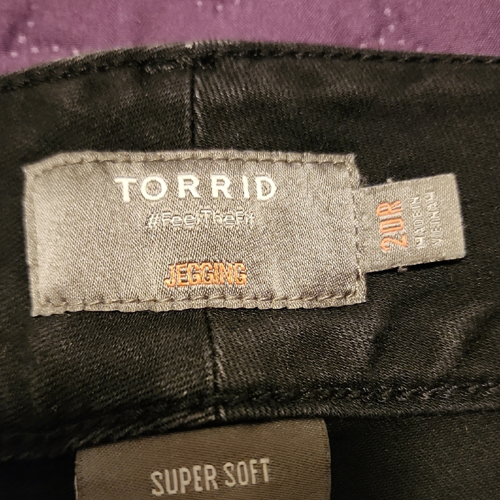 Torrid Black Super Soft Jeggings